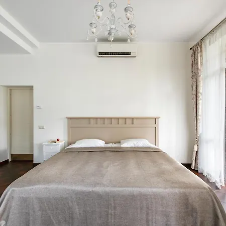 Hotel apartamentowy Vila