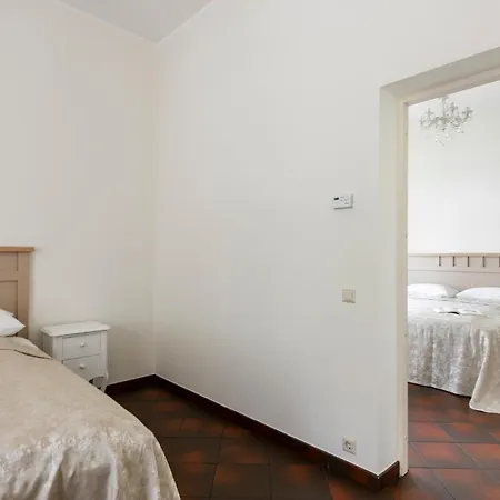 Hotel apartamentowy Vila