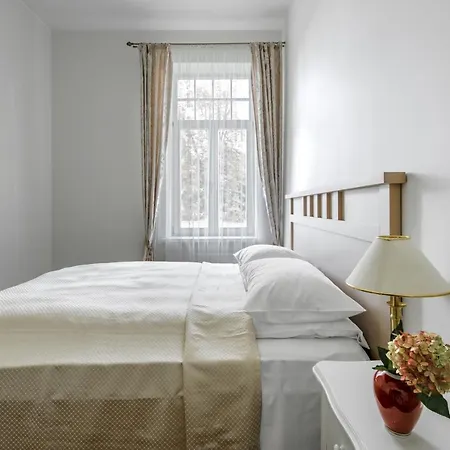 Hotel apartamentowy Vila